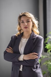 medium-shot-woman-posing-indoors